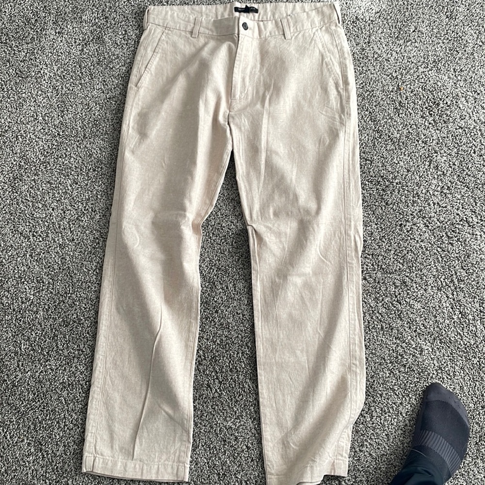 Banana Republic mens 35/32 khaki beach pants